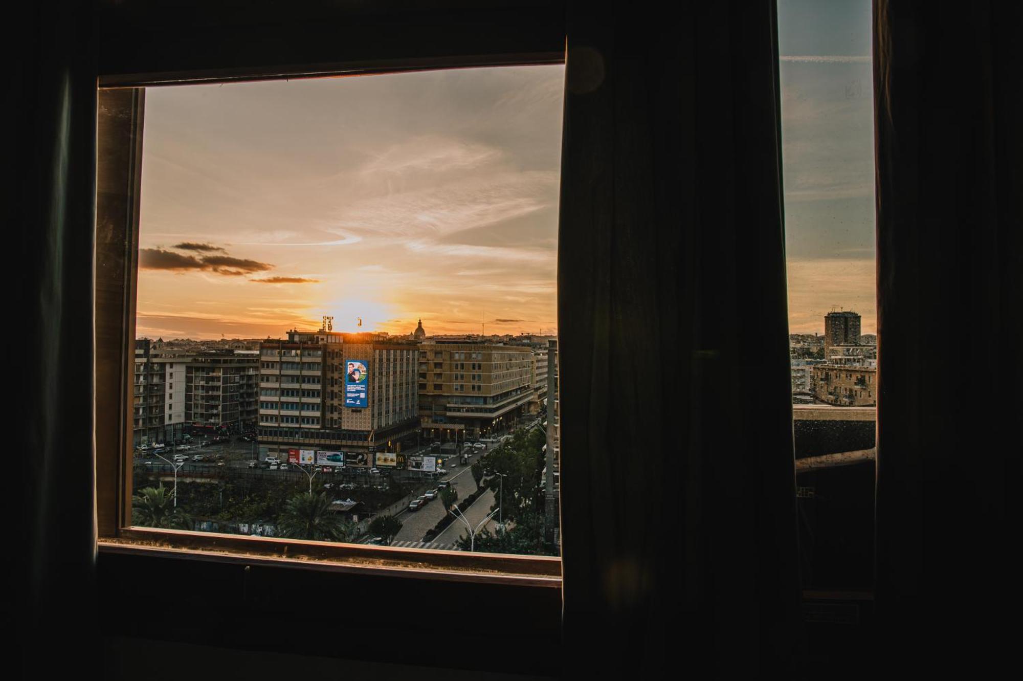 Alta Dimora B&B Suites คาตาเนีย ภายนอก รูปภาพ