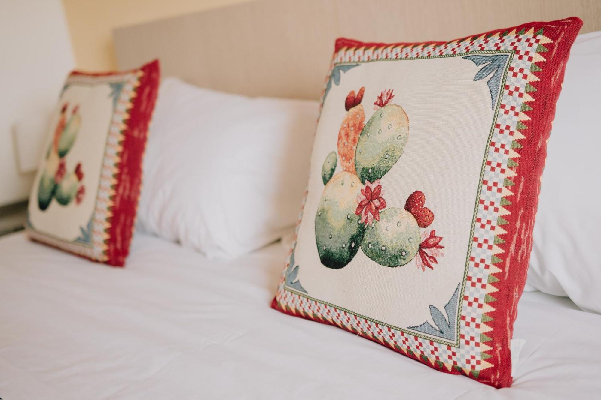 Alta Dimora B&B Suites คาตาเนีย ภายนอก รูปภาพ
