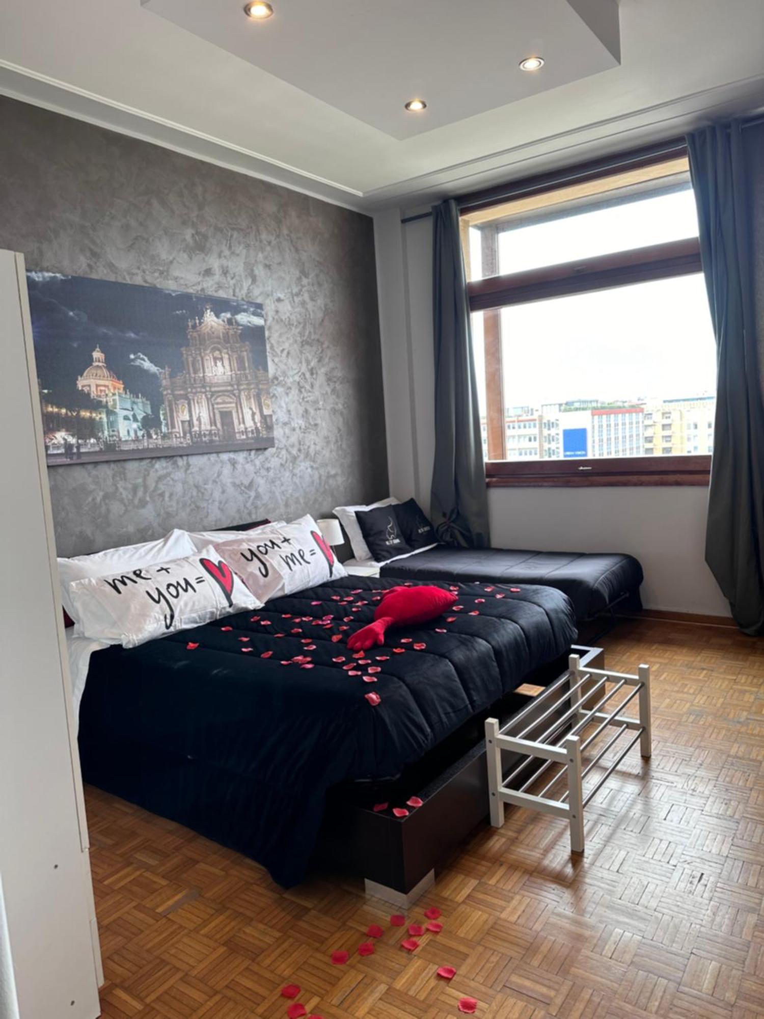 Alta Dimora B&B Suites คาตาเนีย ภายนอก รูปภาพ