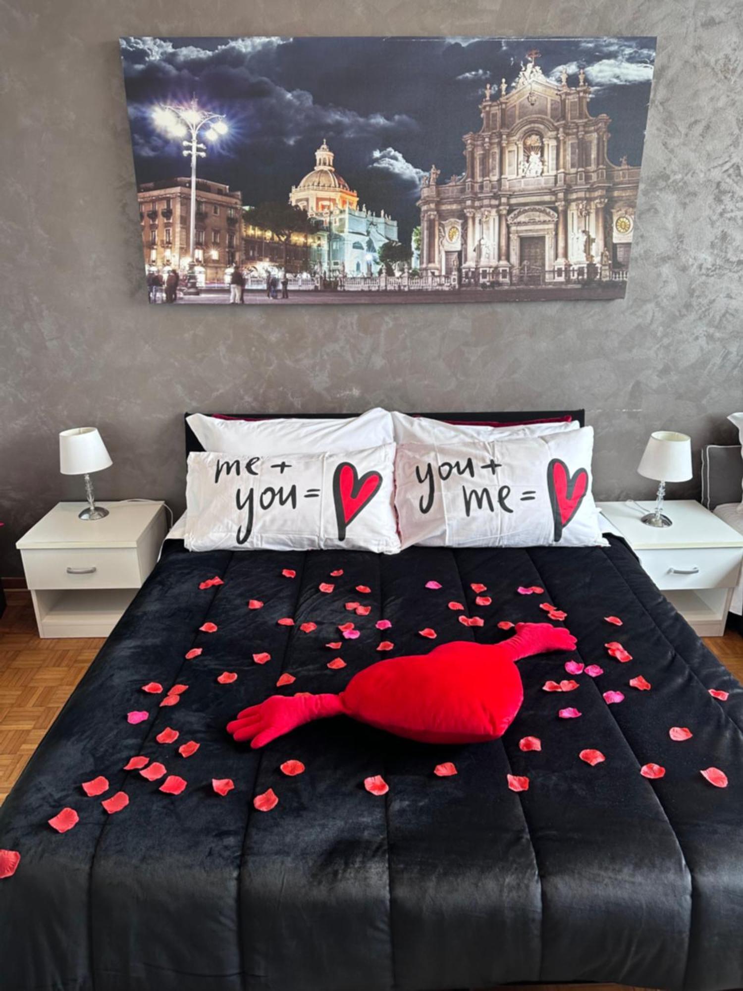 Alta Dimora B&B Suites คาตาเนีย ภายนอก รูปภาพ